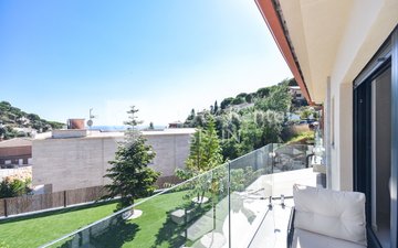 Property slide 31