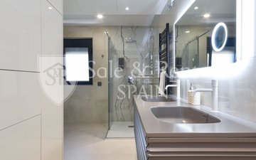 Property slide 40