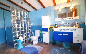 Property slide 27