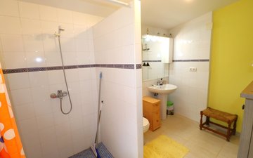 Property slide 35