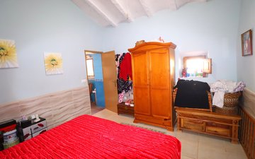 Property slide 25