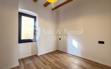 Property slide 16
