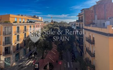 Property slide 32