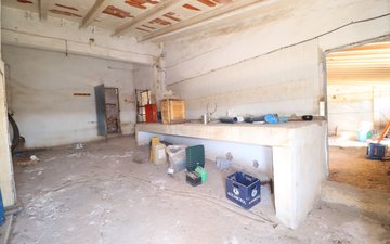 Property slide 24
