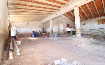 Property slide 31