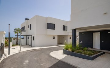 Property slide 12