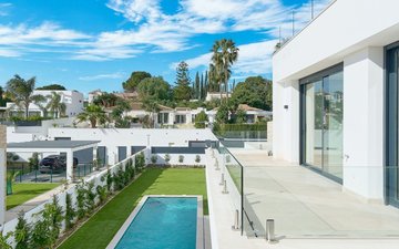 Property slide 20