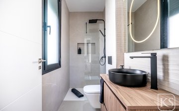 Property slide 36