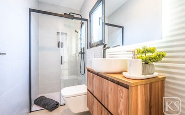 Property slide 34