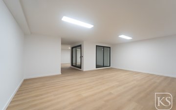Property slide 25