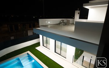 Property slide 10