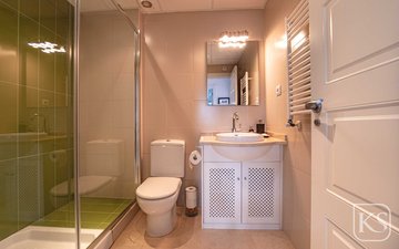 Property slide 30