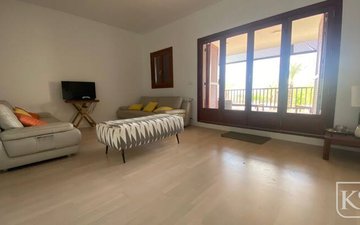 Property slide 10