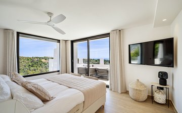 Property slide 10