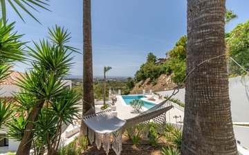 Property slide 31
