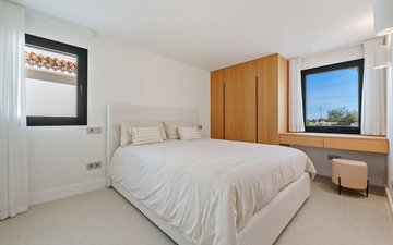 Property slide 15