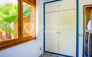 Property slide 30
