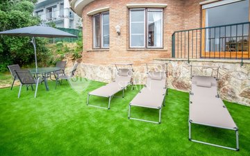 Property slide 35