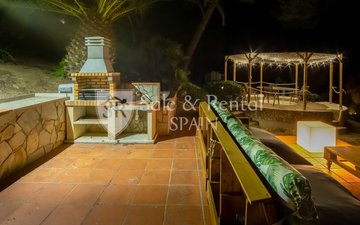 Property slide 45