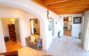 Property slide 32