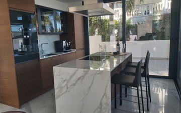 Property slide 21