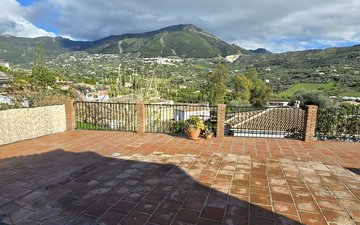 Property slide 4