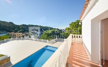 Property slide 18