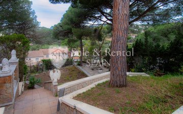 Property slide 25