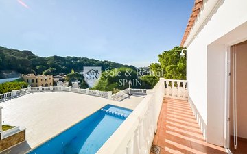 Property slide 11