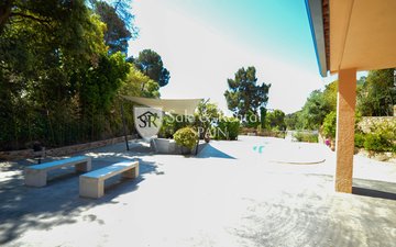 Property slide 23