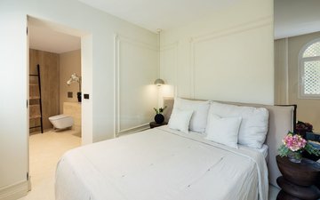 Property slide 17