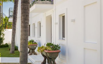Property slide 20