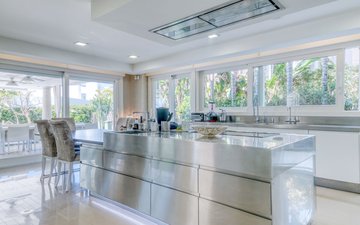 Property slide 10