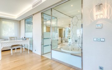 Property slide 18