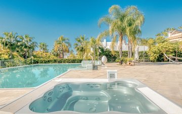 Property slide 40