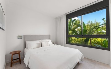 Property slide 18
