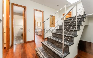 Property slide 17