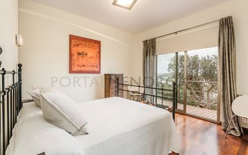Property slide 21
