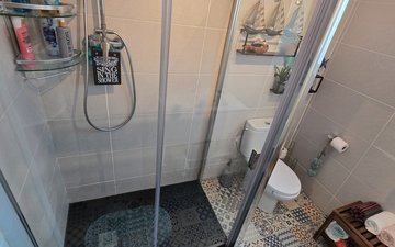 Property slide 25