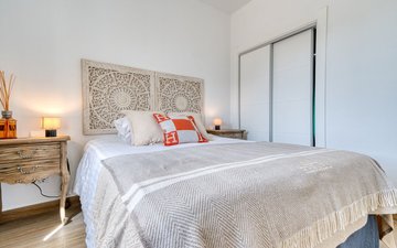 Property slide 16