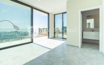 Property slide 24