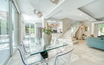 Property slide 10