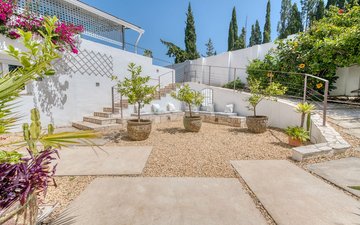 Property slide 37