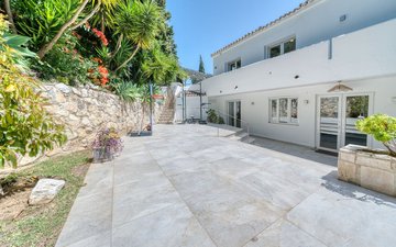 Property slide 41