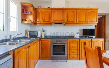 Property slide 15