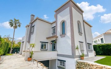 Property slide 35