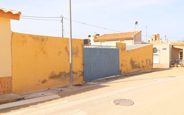 Property slide 42