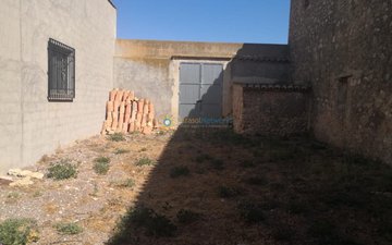 Property slide 25