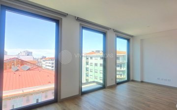 Property slide 10