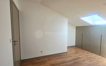 Property slide 14